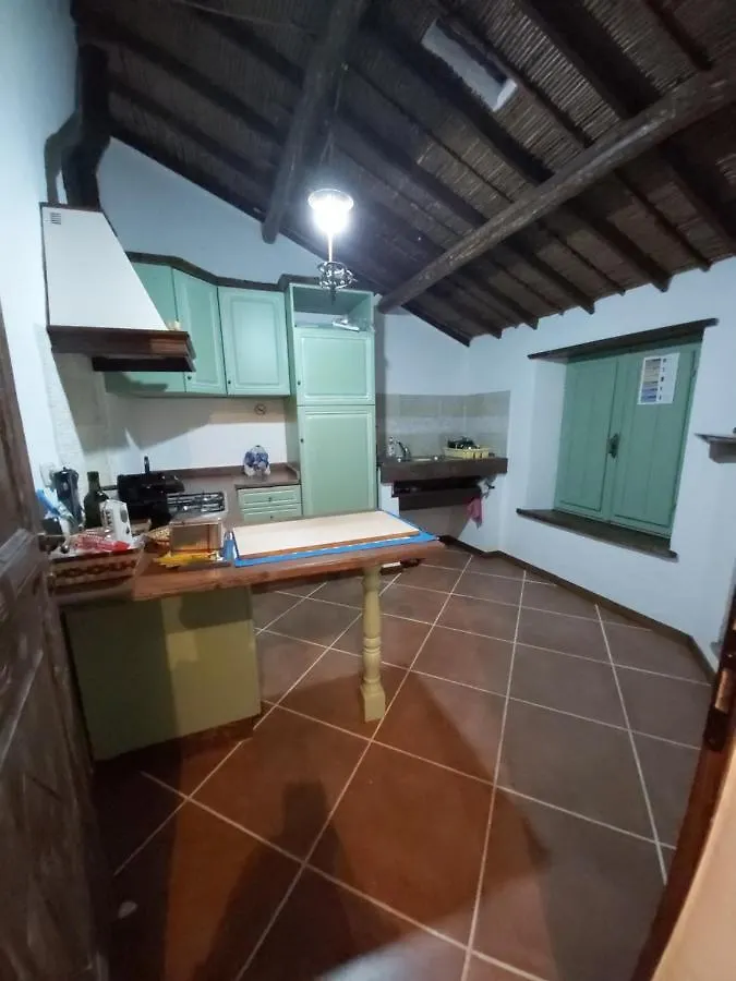 Bed and Breakfast Perd'E Fogu Domusnovas 0*,